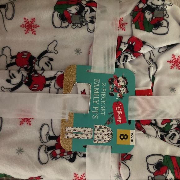 New Children’s Christmas Pajamas Set - Picture 4 of 8